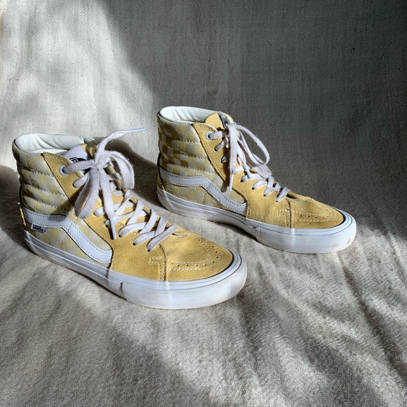yellow skate high vans